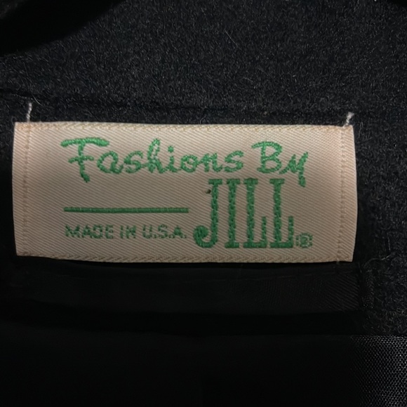 Beautiful VINTAGE black 100% wool with leather trim - Picture 2 of 5